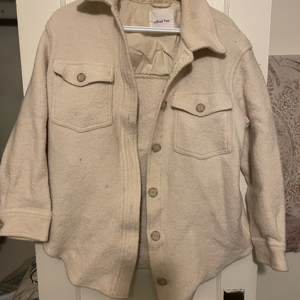Ganna aritzia jacket size medium